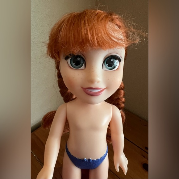 Jakks Pacific Other - Jakks Frozen Anna Doll